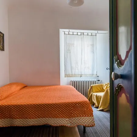 Bed & Breakfast La Casa Dell'artista 3*